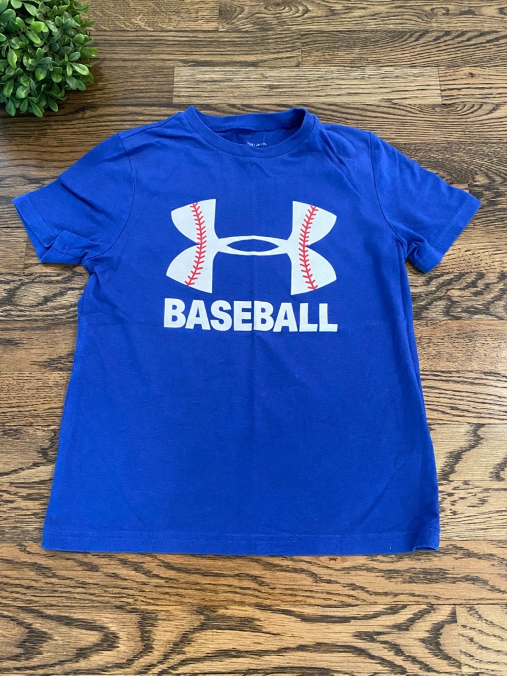 Under Armour Boys Baseball Graphic Tshirt Sz S